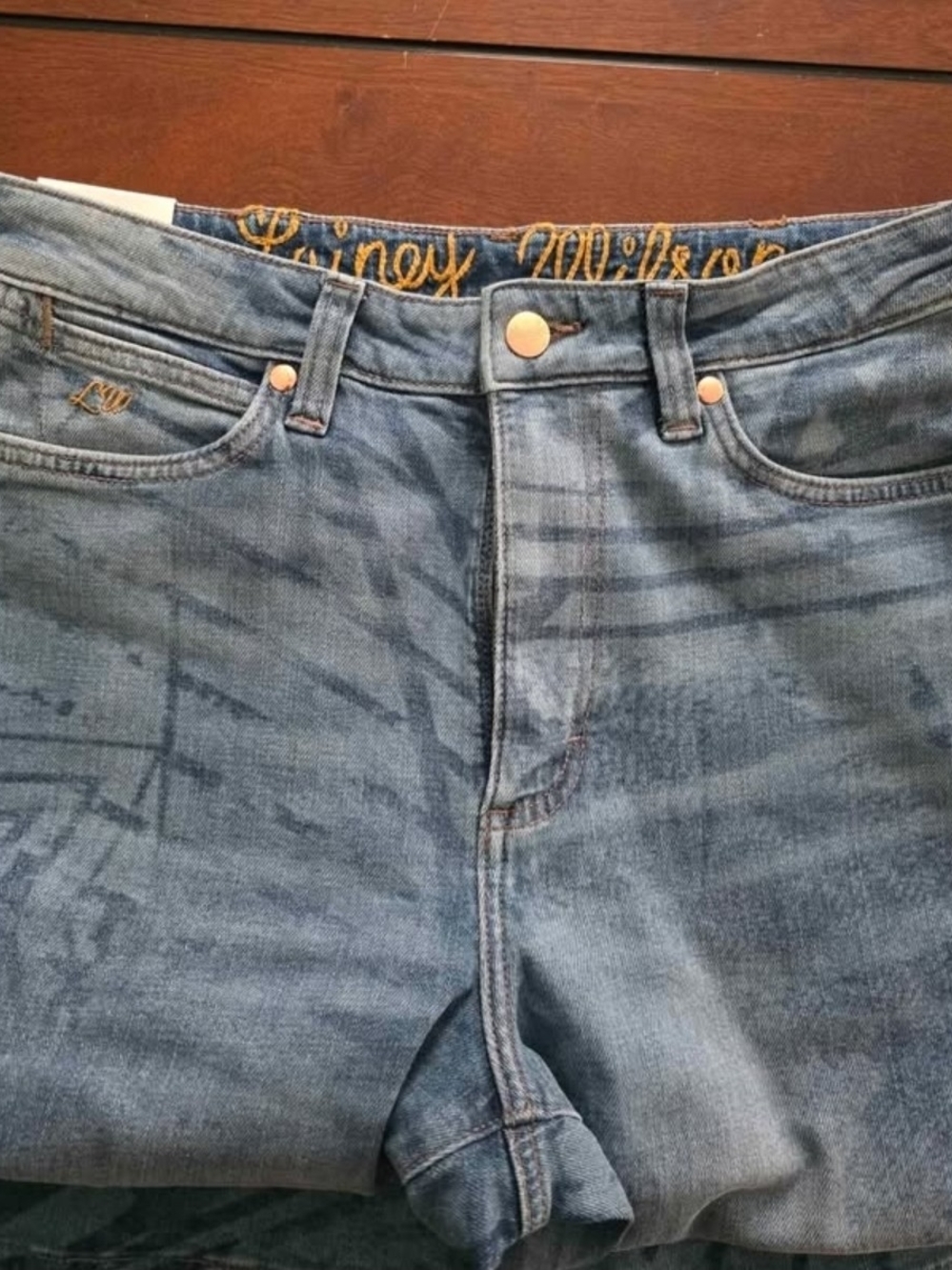 Wrangler Lainey Wilson Women's Blue Bell Bottom Jeans - Picture 7 of 7